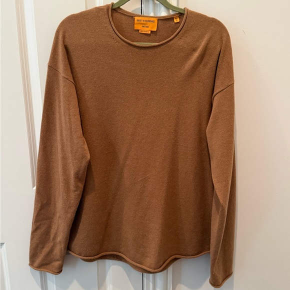 Oversized Cashmere Crew in Almond - Picture 3 of 4
